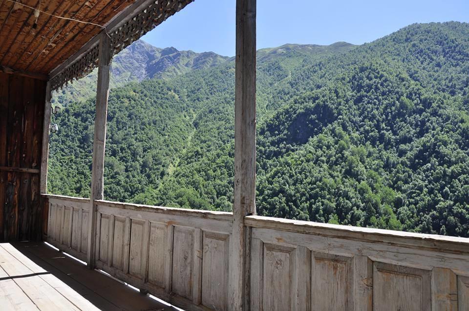 Century House Of Larisa Hotel Mestia Exterior photo
