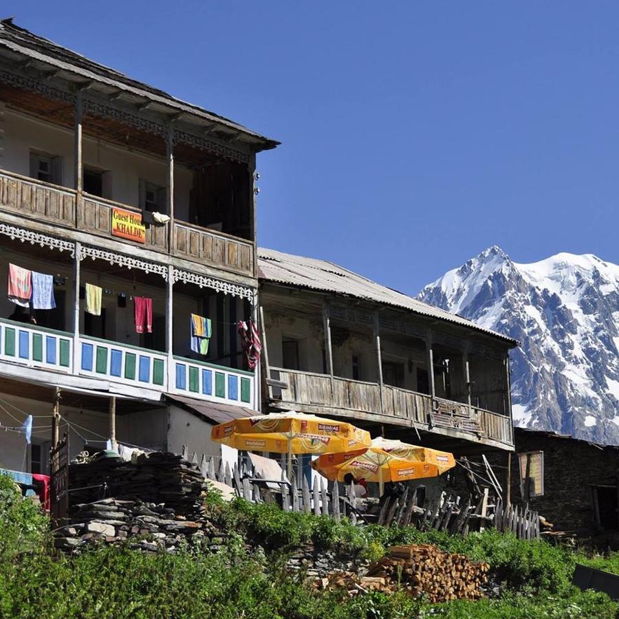 Century House Of Larisa Hotel Mestia Exterior photo