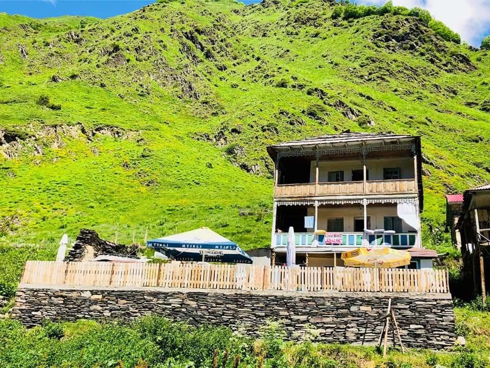 Century House Of Larisa Hotel Mestia Exterior photo